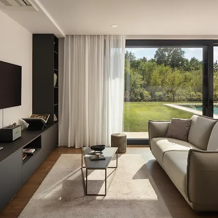 Lunna - Premium Collection Villa *
