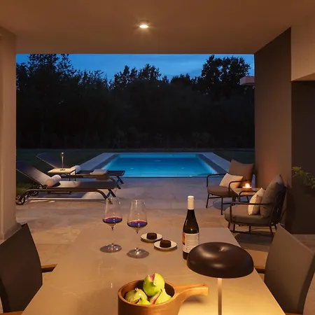 Lunna - Premium Collection Villa *